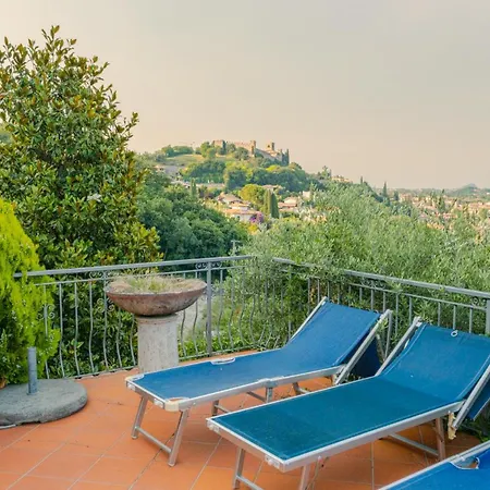 Castlegrace Garda - Italian Homing Villa